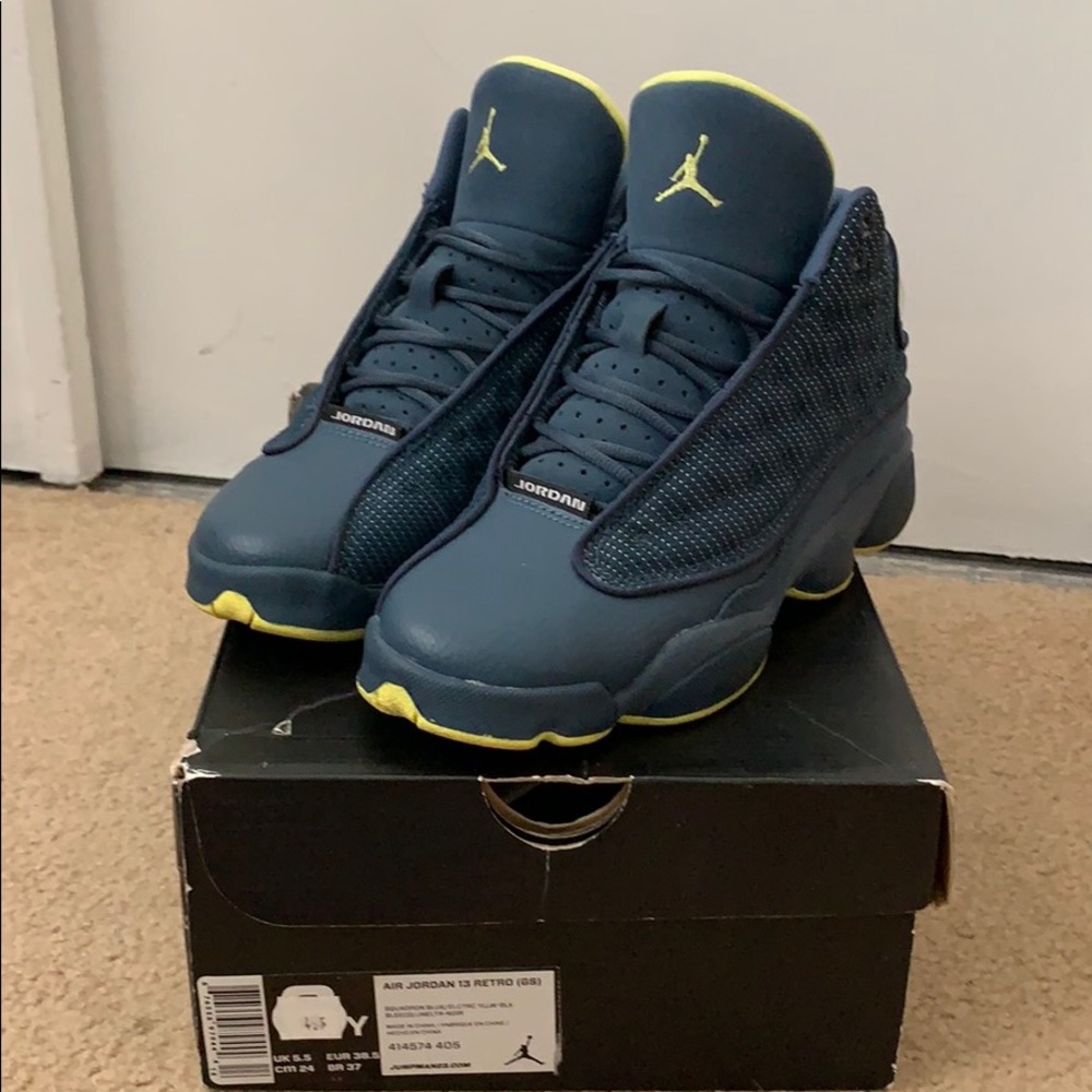 Squadron Blue Jordan 13 sneakers(gs 4.5y)
